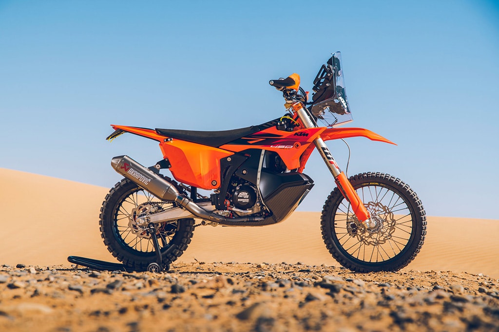 KTM 2027 450 RALLY REPLICA