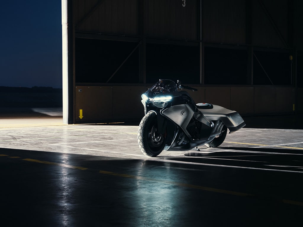 BMW Motorrad Vision K18 concept