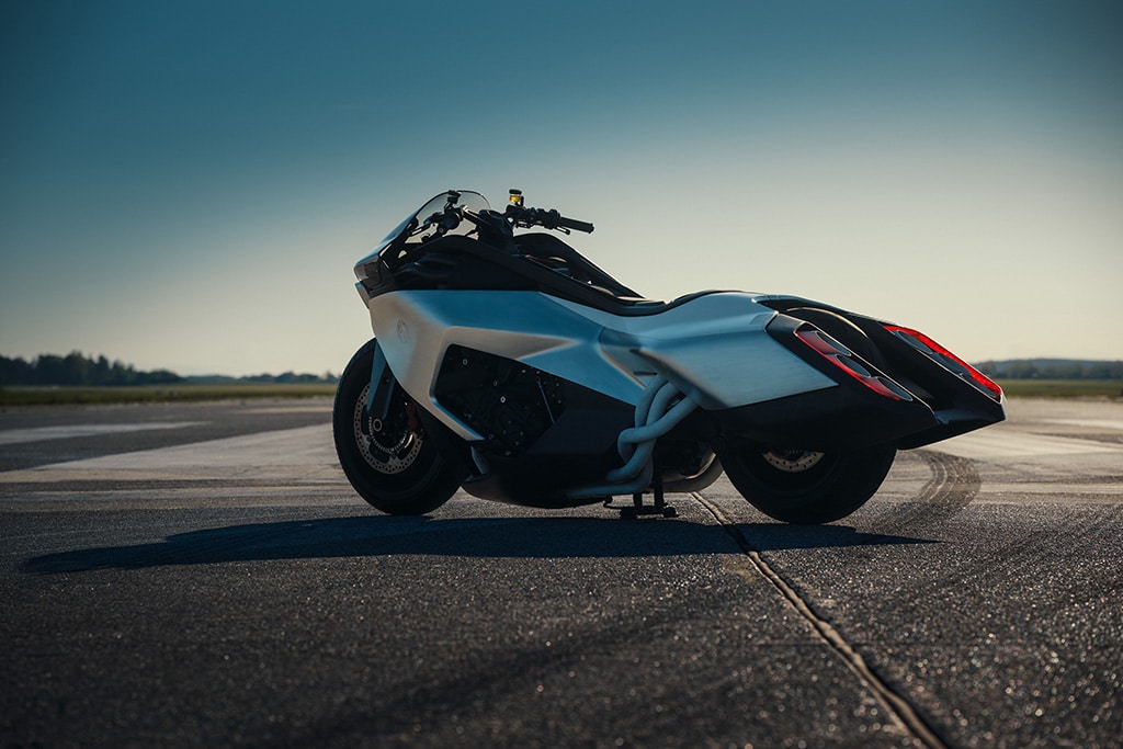 BMW Motorrad Vision K18 concept