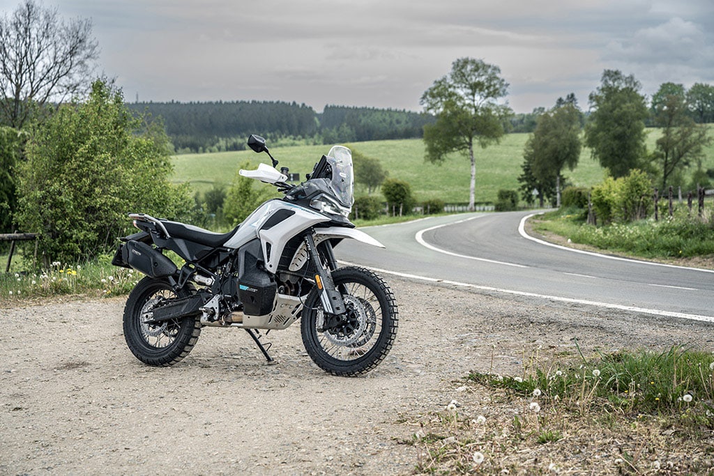 CFMOTO 2026 1000MT-X