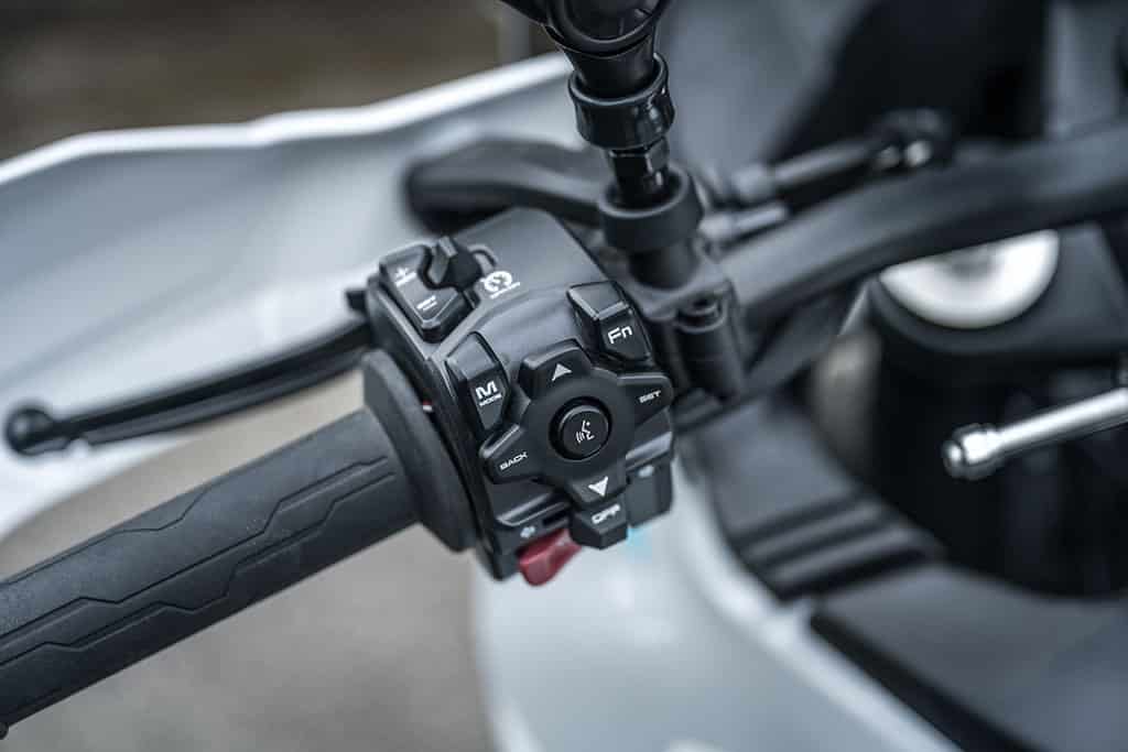 CFMOTO 2026 1000MT-X