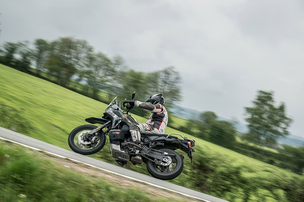 CFMOTO 2026 1000MT-X