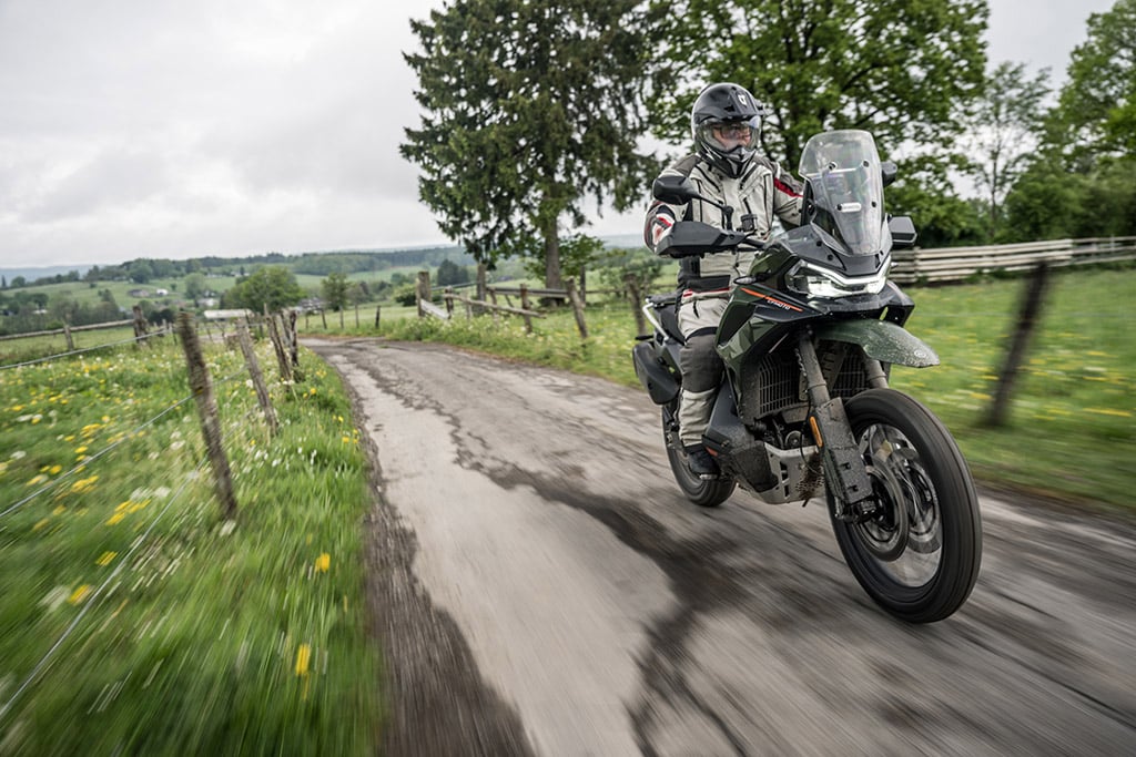 CFMOTO 2026 1000MT-X