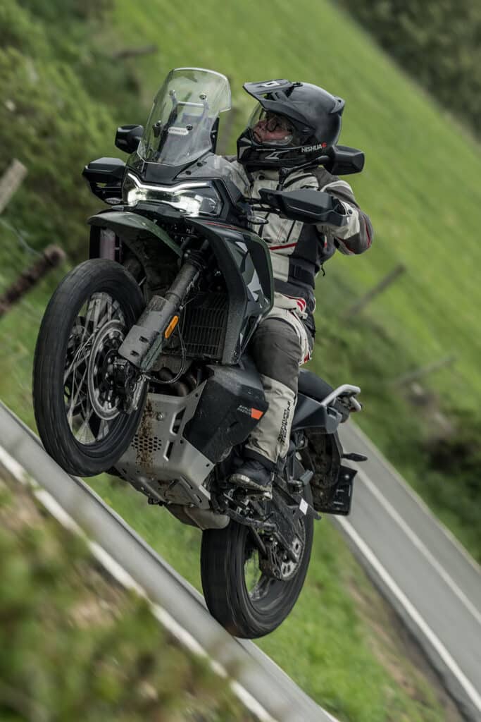 CFMOTO 2026 1000MT-X