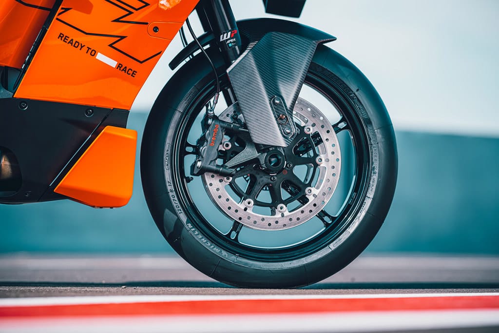KTM 2026 990 RC R