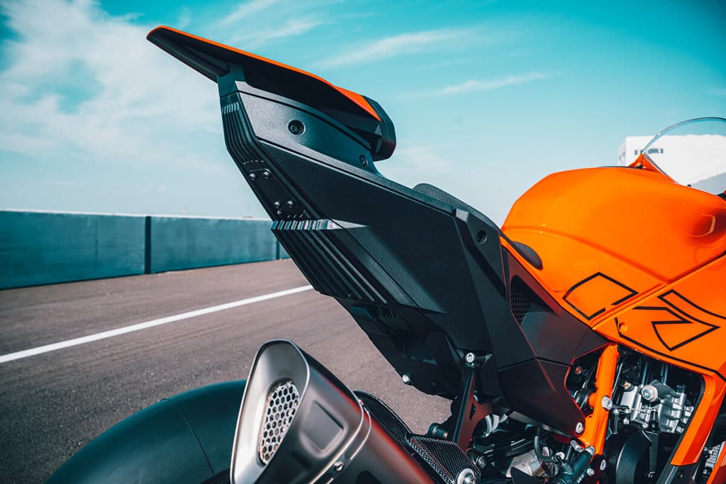 KTM 2026 990 RC R
