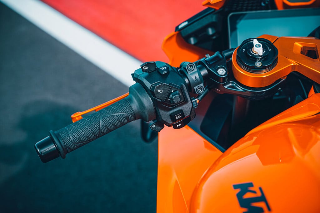 KTM 2026 990 RC R