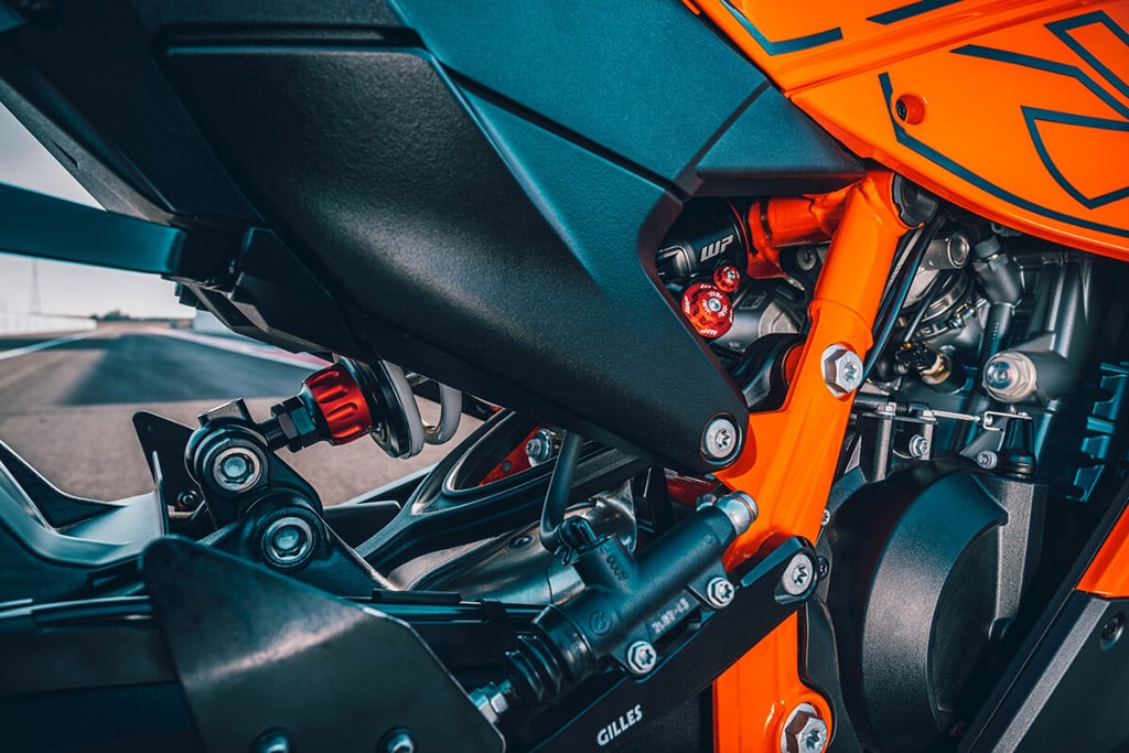 KTM 2026 990 RC R