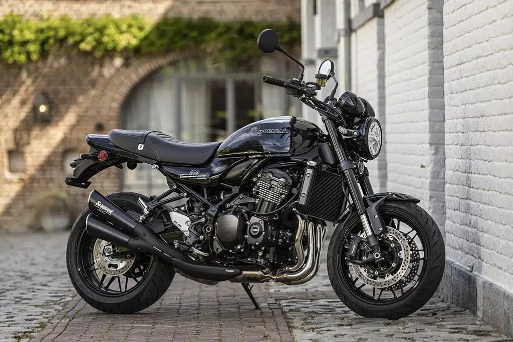 Kawasaki 2026 Z900RS Black Ball Edition