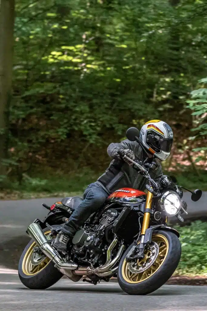 Kawasaki 2026 Z900RS SE