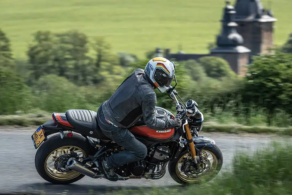 Kawasaki 2026 Z900RS SE