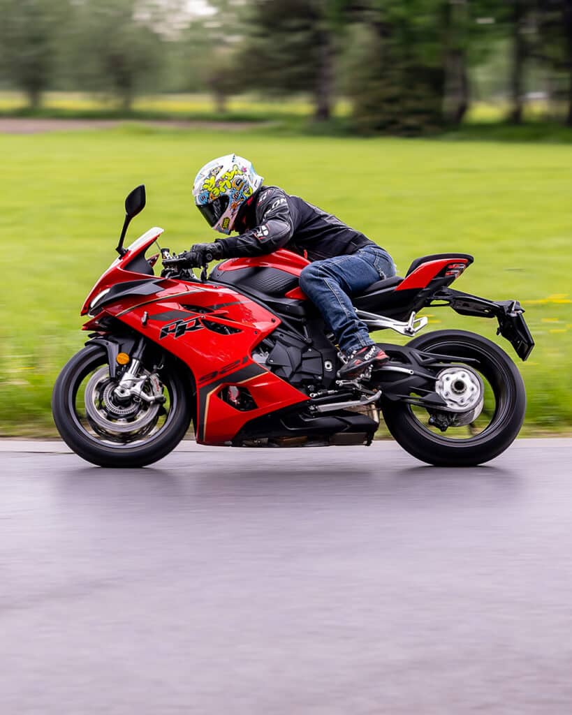 QJMotor SRK921RR