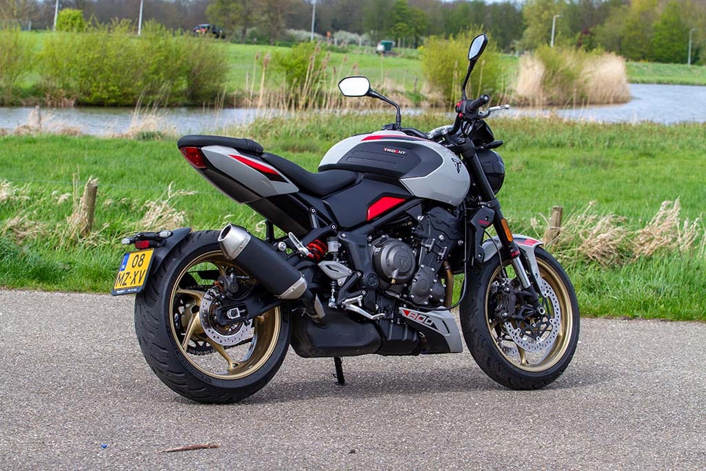 Triumph 2026 Trident 800