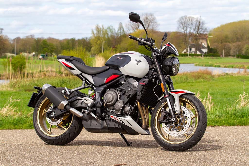Triumph 2026 Trident 800