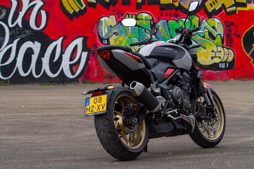 Triumph 2026 Trident 800