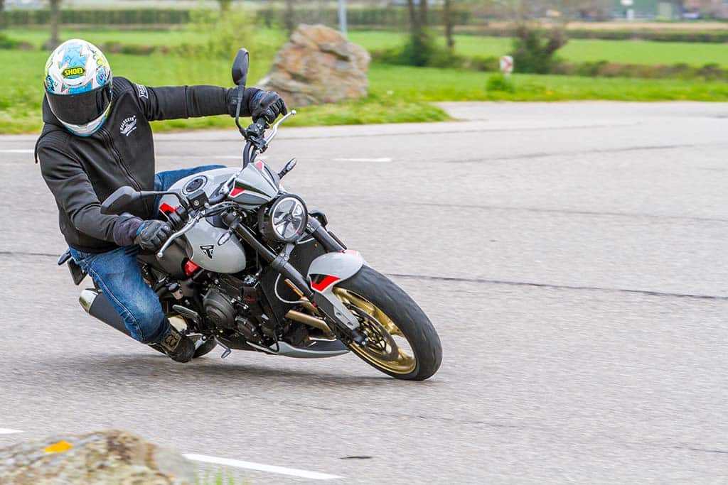 Triumph 2026 Trident 800