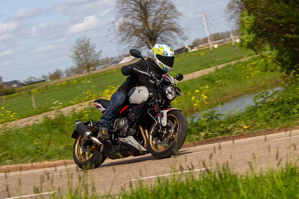 Triumph 2026 Trident 800