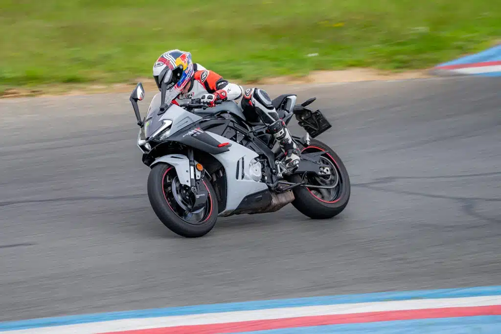 CFMOTO Benelux Trackday Clastres 2026