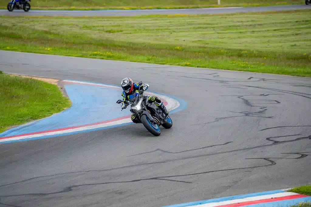 CFMOTO Benelux Trackday Clastres 2026