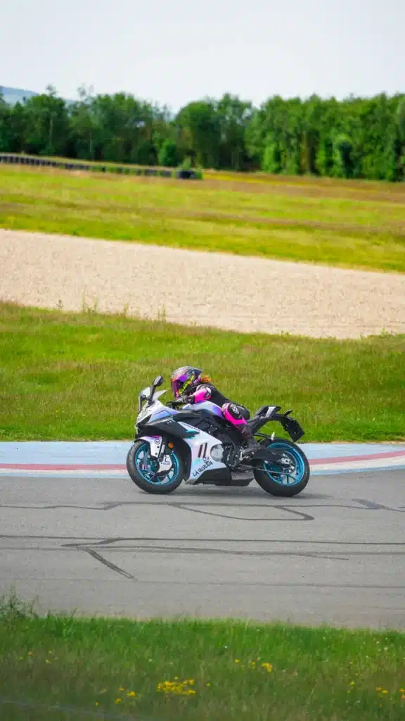 CFMOTO Benelux Trackday Clastres 2026