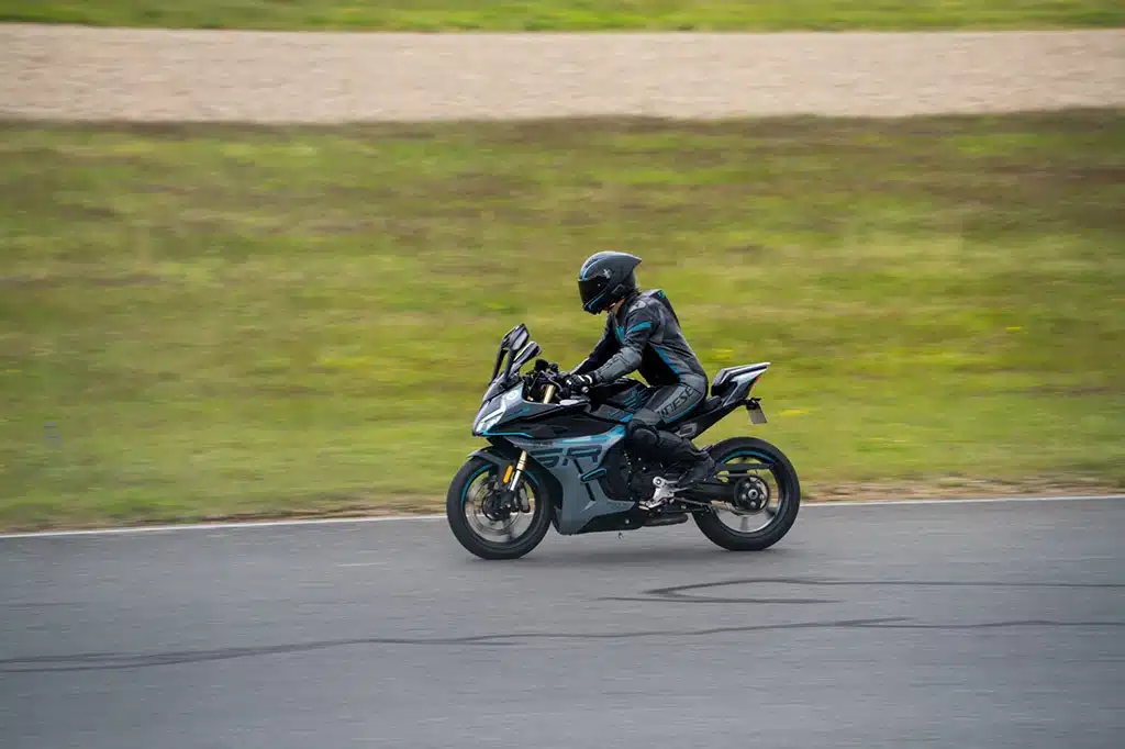 CFMOTO Benelux Trackday Clastres 2026