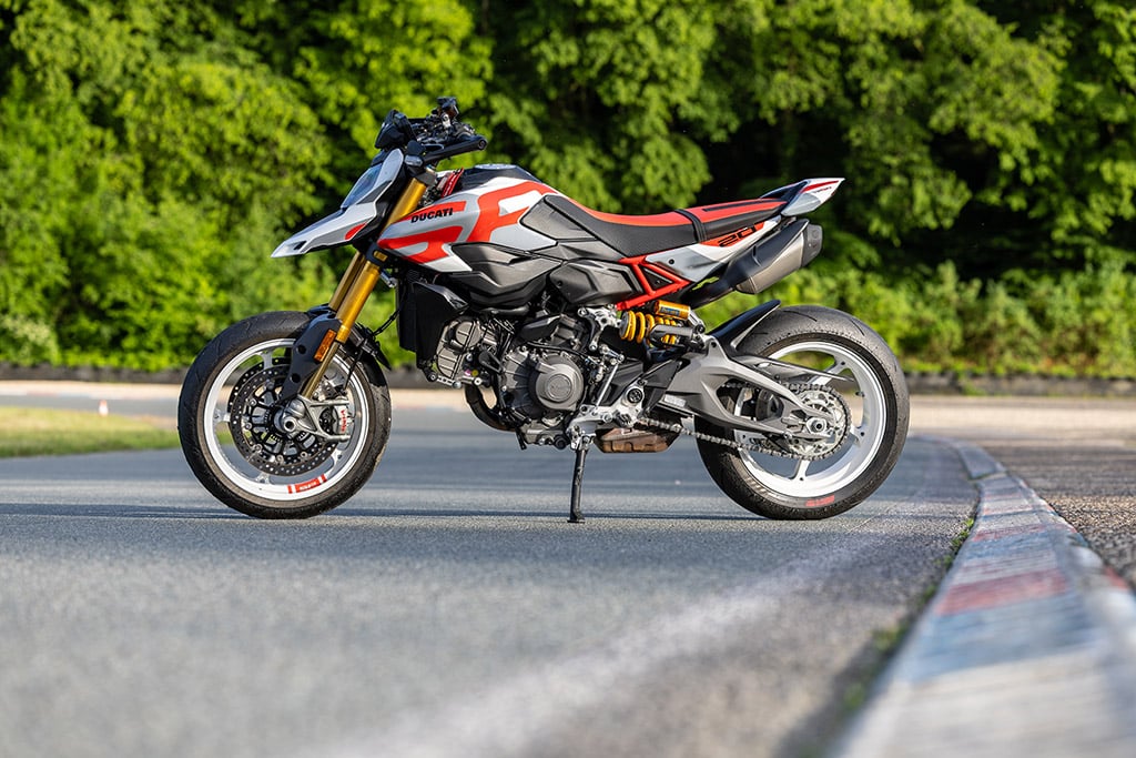Ducati 2026 Hypermotard V2 SP