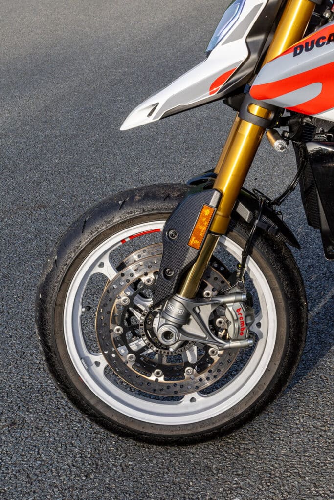 Ducati 2026 Hypermotard V2 SP