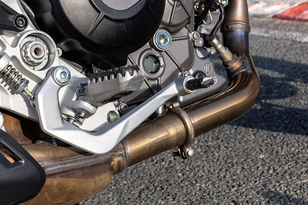 Ducati 2026 Hypermotard V2 SP