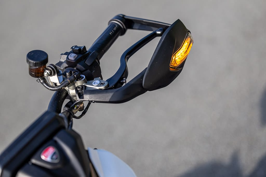 Ducati 2026 Hypermotard V2 SP