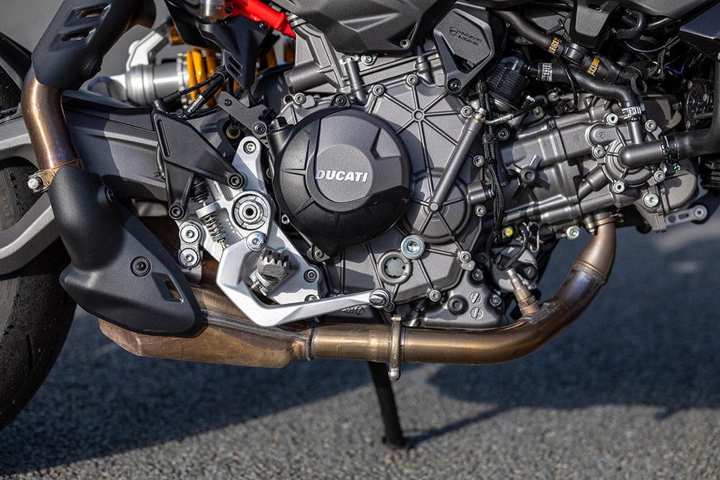 Ducati 2026 Hypermotard V2 SP