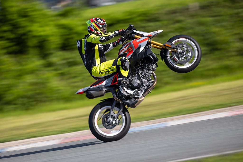 Ducati 2026 Hypermotard V2 SP
