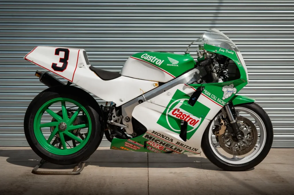 Honda 1991 RC30 Joey Dunlop
