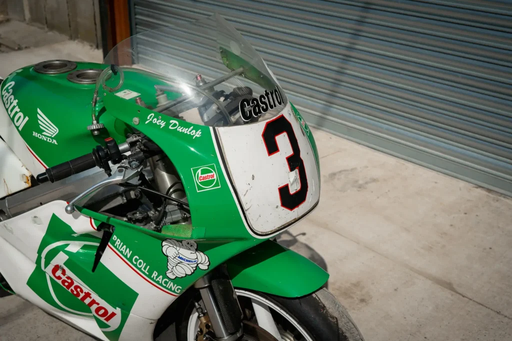 Honda 1991 RC30 Joey Dunlop