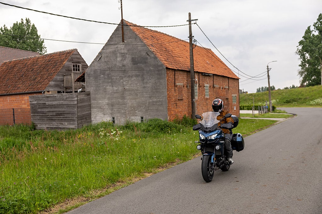 Kawasaki 2026 Versys 650 Grand Tourer Bikeplay