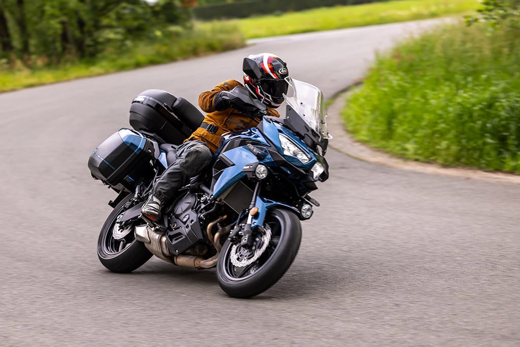 Kawasaki 2026 Versys 650 Grand Tourer Bikeplay