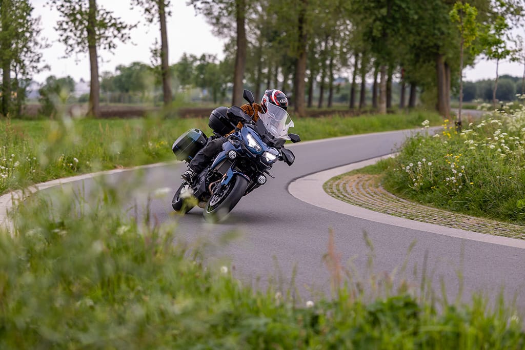 Kawasaki 2026 Versys 650 Grand Tourer Bikeplay