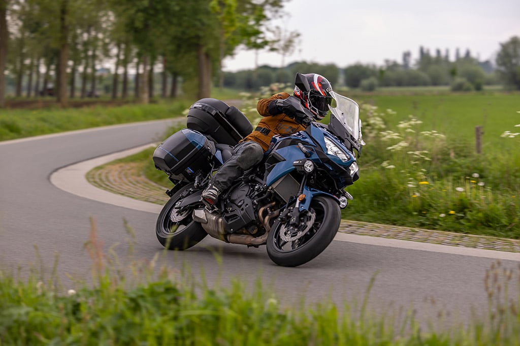 Kawasaki 2026 Versys 650 Grand Tourer Bikeplay