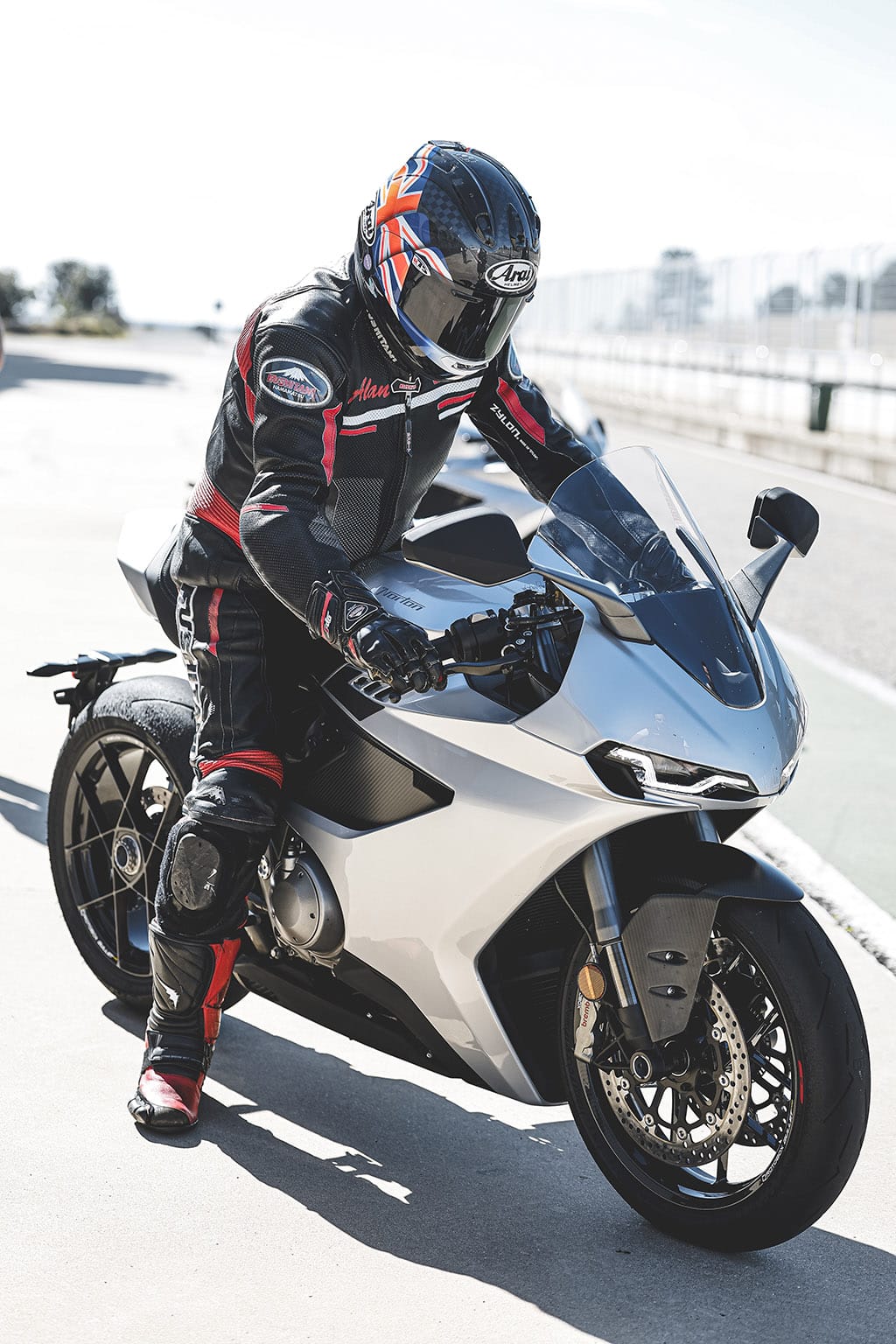 Norton 2026 Manx R