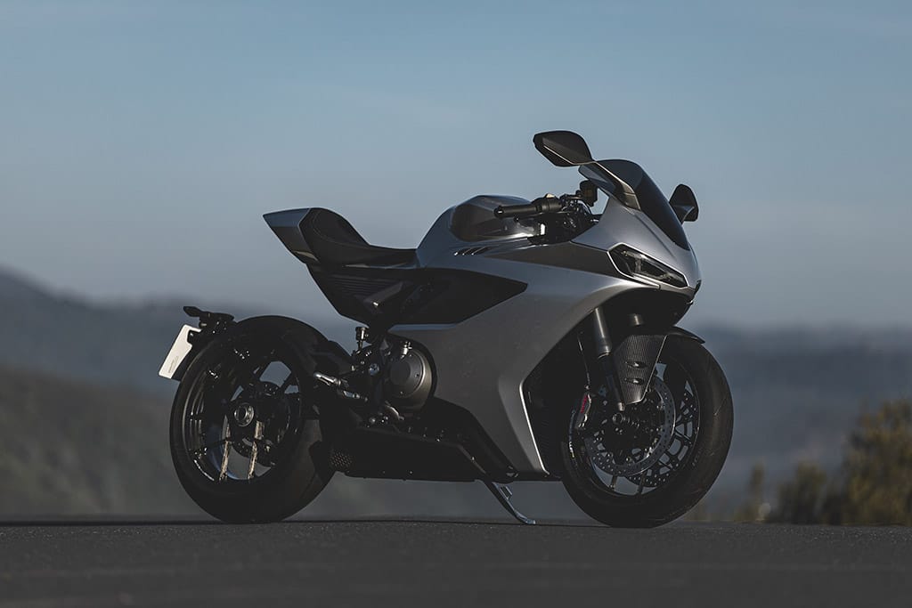 Norton 2026 Manx R