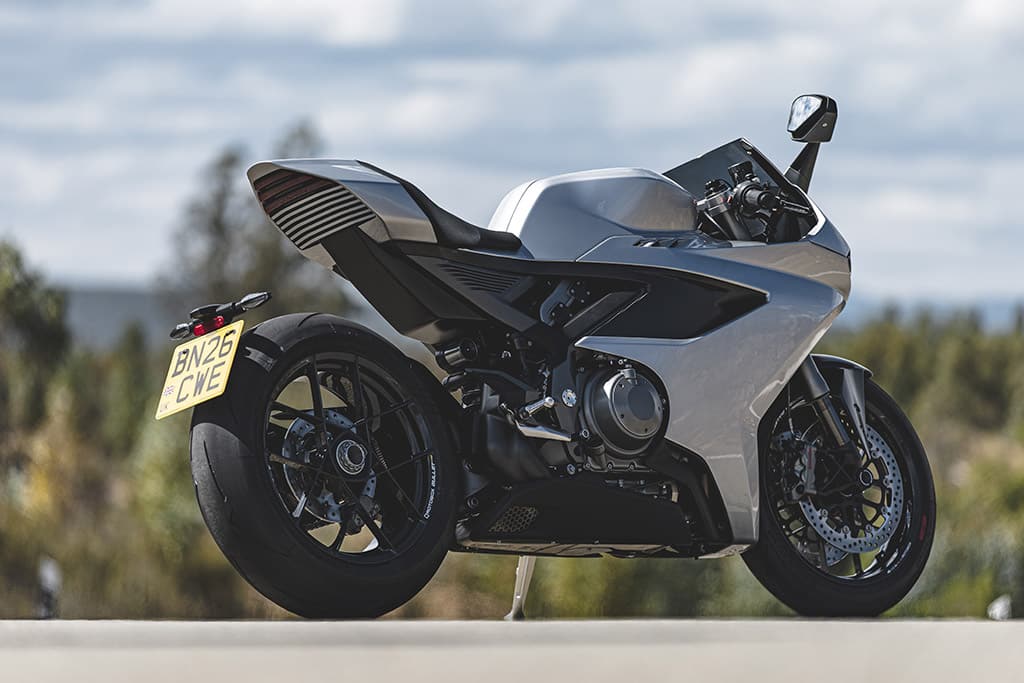Norton 2026 Manx R