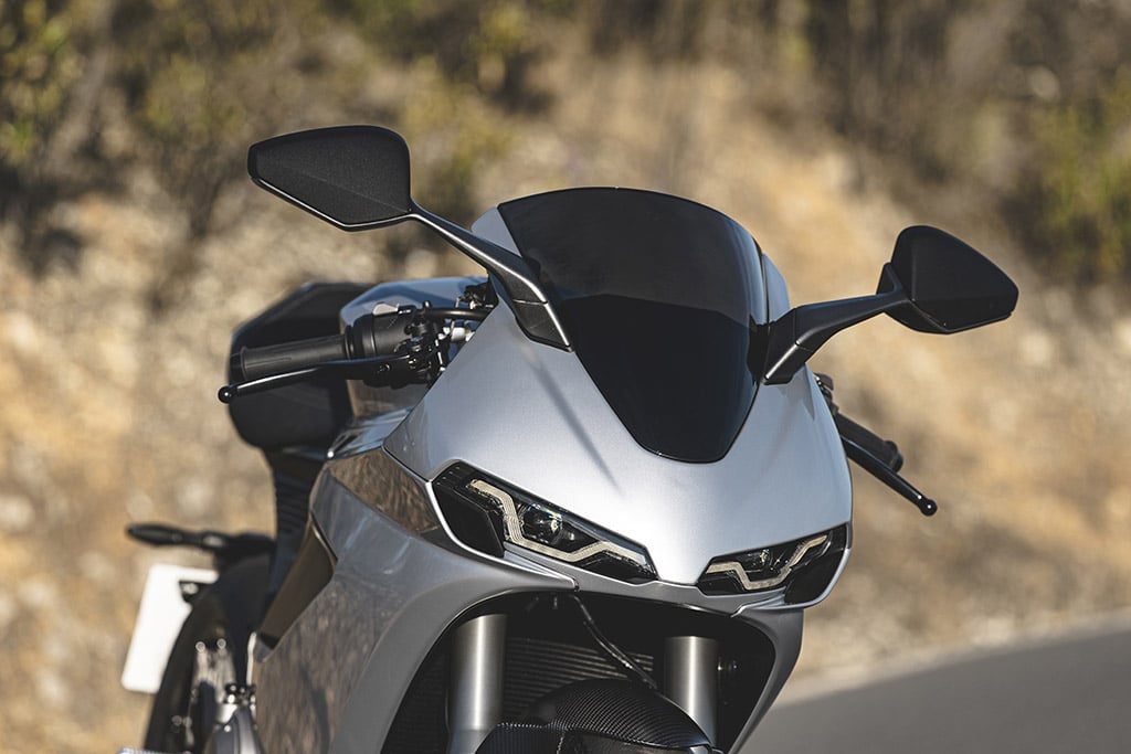 Norton 2026 Manx R