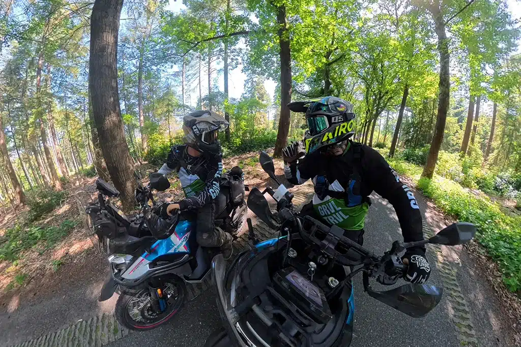 CFMOTO Trails