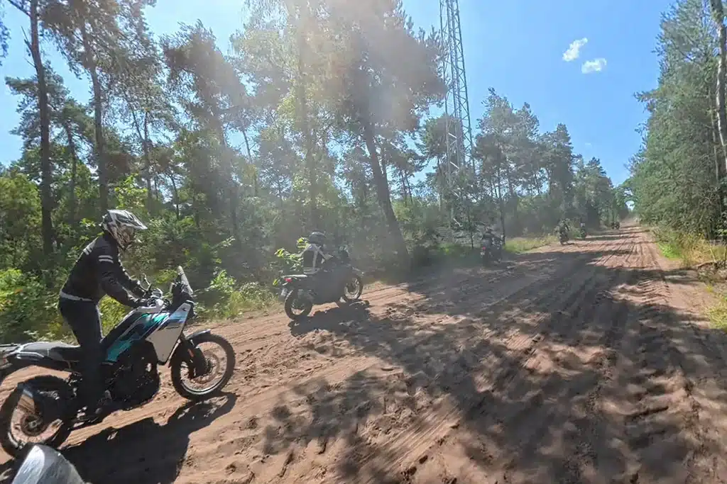 CFMOTO Trails