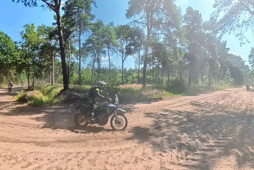 CFMOTO Trails