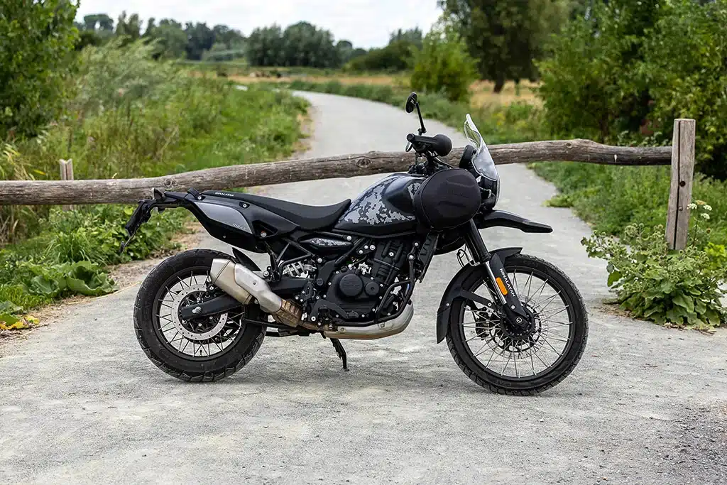 Royal Enfield 2026 Himalayan 450 Mana Black
