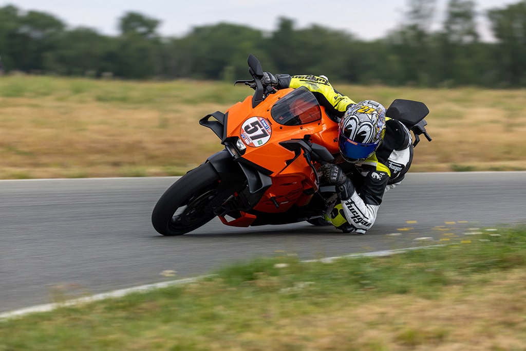 KTM 2026 990 RC R