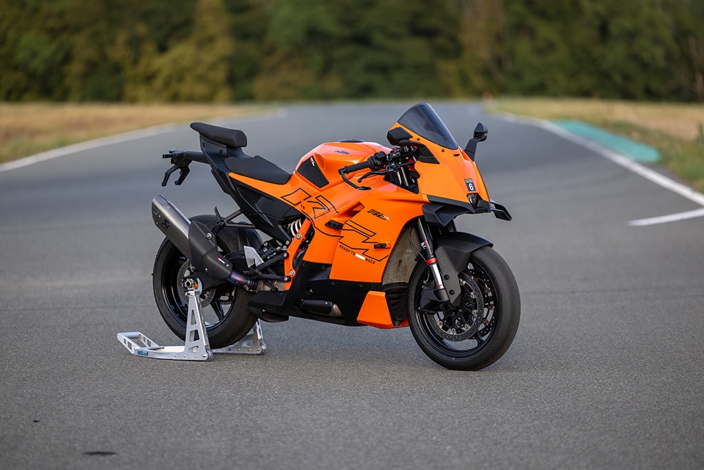 KTM 2026 990 RC R