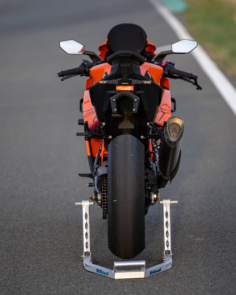 KTM 2026 990 RC R