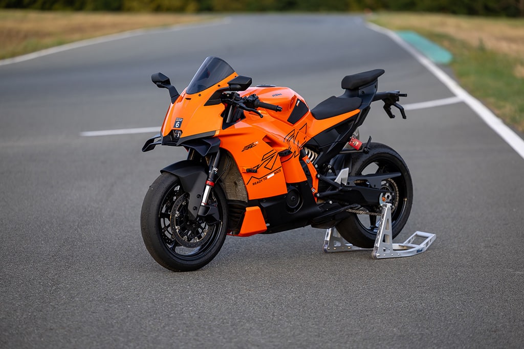 KTM 2026 990 RC R