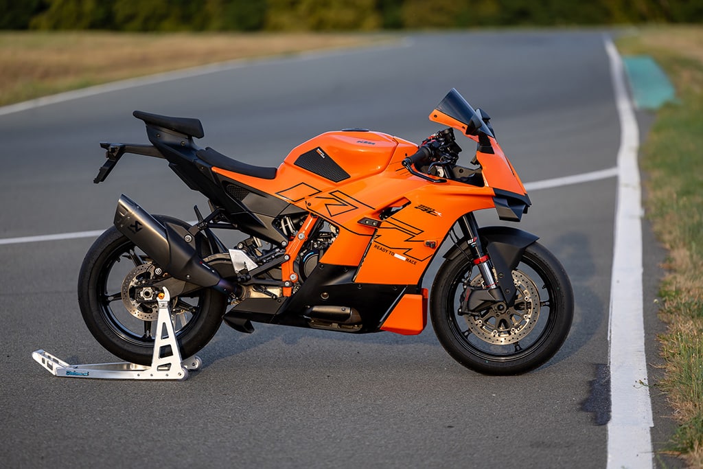 KTM 2026 990 RC R